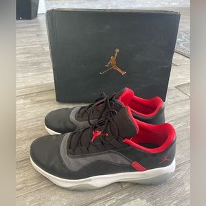 Nike Air Jordan 11 CMFT LOW - great condition!!!